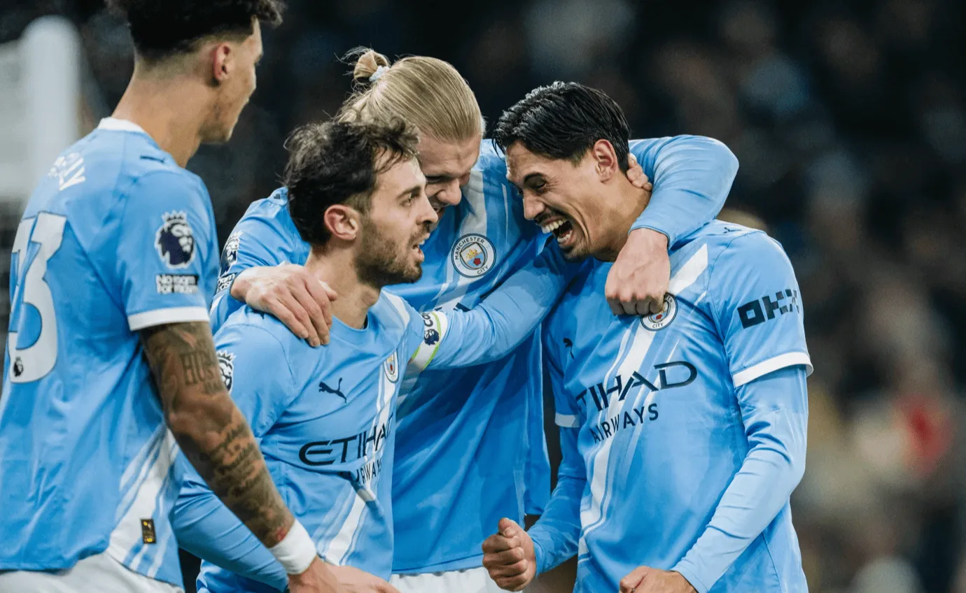 足球在线看免费直播-赖因德斯：输曼联很痛苦我和球迷感同身受，想赢下每场德比