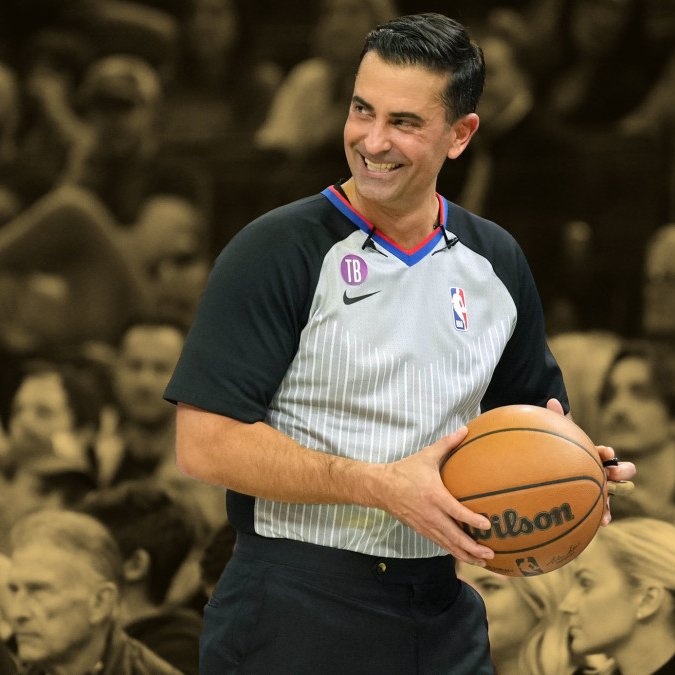 足球免费直播在线观看免费-键盘侠|篮球不会说谎&amp;火箭输得不冤！乌度卡就爱小贾 不上谢泼德